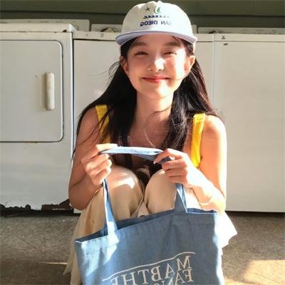 罗西与莫妮卡之骊靬情