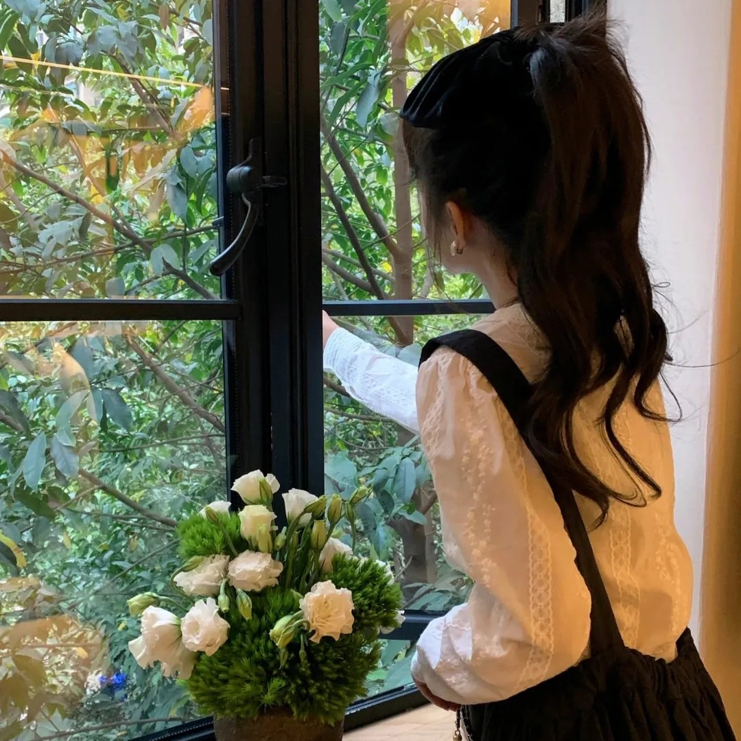 当扎卡里比弗来到小镇